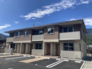 シャーメゾン　プラス