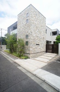 Ｍａｉｓｏｎ・ｄｅ・Ｒｉｖｅｎｄｅｌｌ