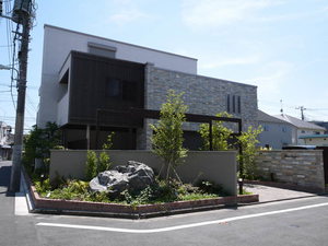 メゾンフォンテーヌ 303号-2