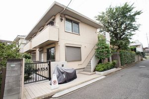 シャーメゾン　ルナ