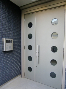 フラグシップ余丁町 302号-4