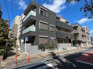 カーサプレミアス 201号-1