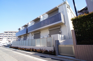 シャーメゾン氷川台 202号-12