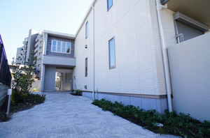 シャーメゾン氷川台 202号-13