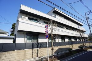 テラス上馬 102号-2