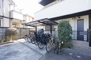 テラス上馬 102号-3