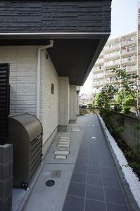 ラウレア・コート 301号-13