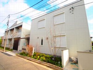 メゾン　カルモ