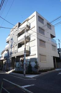 シャーメゾン成増１丁目 302号-1