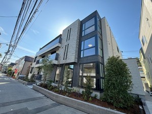 メゾンウィステリア