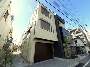 ロイヤルプレイス