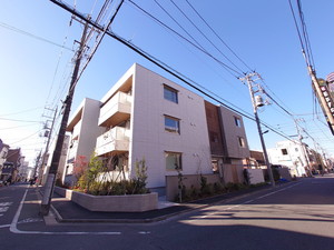 メゾン　ソレイユ