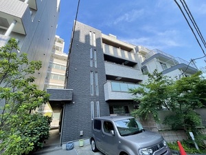 ドルフ仙台坂 302号-1