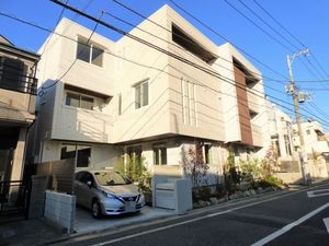 マロン　メゾン 301号-1