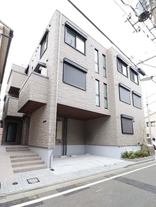 ＩＮＮＥＲ　ＴＨＯＵＧＨＴＳ