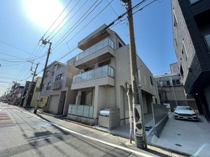 Ｃｏｍｆｏｒｚａ雑色 201号-12