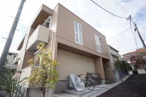 Ｇ７　ＴＯＤＯＲＯＫＩ 203号-1