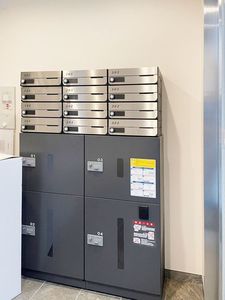 メゾン　ド　ルナール 303号-3