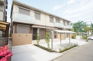 ヴィラ　フェリシア 201号-1