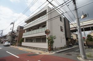 アッソ　ルッソ　綾瀬 303号-1