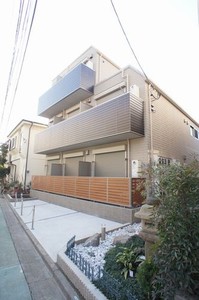 フローディア綾瀬
