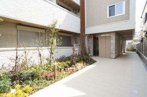 レーヴマニフィック平井 301号-12