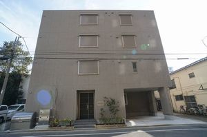 春日マンション 302号-2