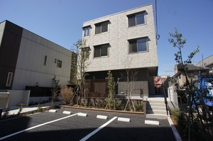 Ｓｅａｓｏｎｓ　Ｃｏｕｒｔ