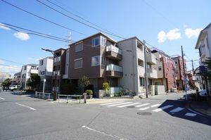 シャーメゾン亀有