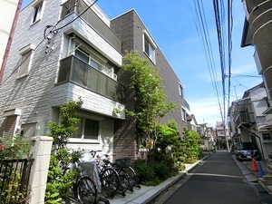 シャーメゾン大島