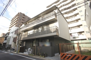 Ａｌｂａｒｉｚａ　Ｍｏｎｚｅｎｎａｋａｃｈｏ