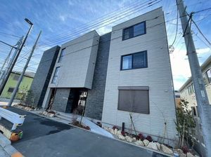 アルバレス六町 203号-1