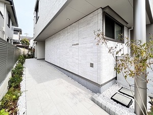 ガーデンズ南花畑 203号-15