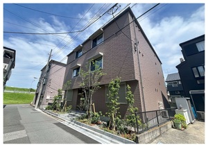 メゾン　ルミエール 301号-1