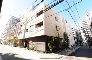 アビタシオン三鷹 302号-1