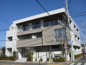 Ｂｌａｎｃｈｅｎｅｉｇｅ飛田給