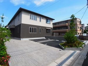 ハーモニーコート 203号-1