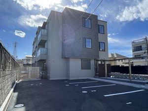 ロイセス　テンジン