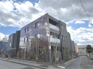 イーストガーデン