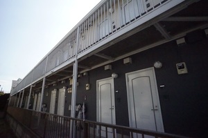 クレストハウス 102号-1