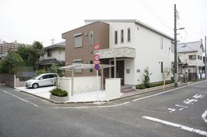 リーベン　カメリエ