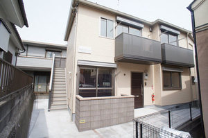 メゾン　ファミーユ 202号-1