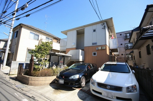 Ｇａｒｄｅｎ　Ｃｏｕｒｔ　ＩＺＵＭＩ 101号-1