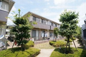 ヴィラ・シプレⅡ 103号-1