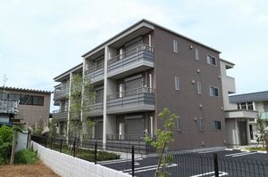 ラ　ベレッツァ