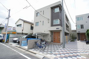 エトワールイースト壱番館 201号-1