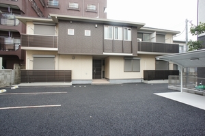 メゾン　ハイブリッジ 201号-1