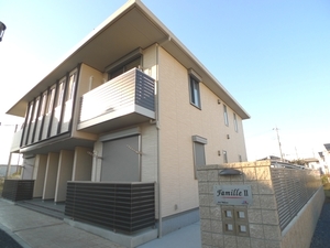 ファミーユⅡ 102号-1