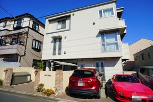 ラ・ヴィエルジュ