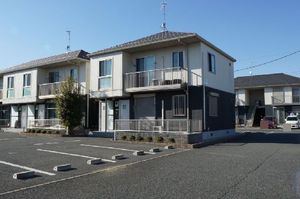 ブランドール四番館 201号-1